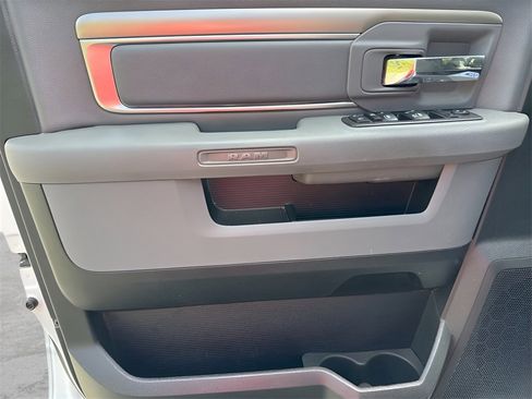 Used 2019 RAM 1500 Classic Warlock image 18