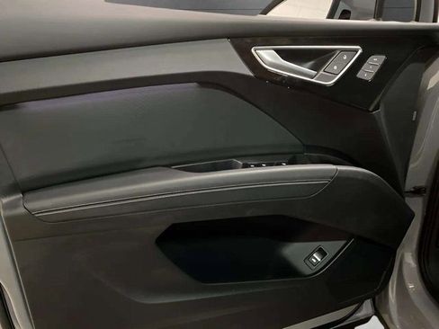 Used 2024 Audi Q4 e-tron Premium w/ Convenience Package image 31