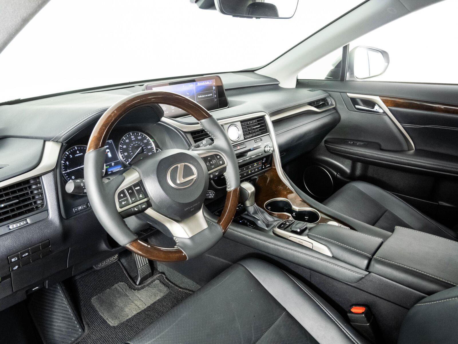 Used 2017 Lexus RX 350 FWD w/ Premium Package image 4