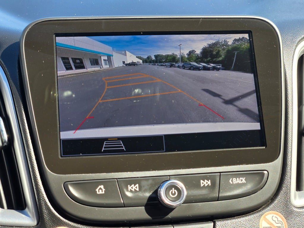 Used 2024 Chevrolet Malibu LT FWD image 25