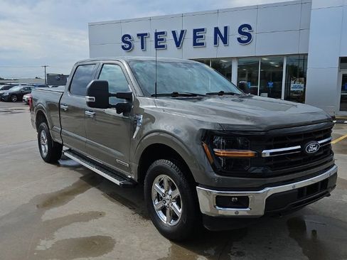 Used 2025 Ford F150 XLT w/ Equipment Group 302A MID AWD/4WD image 7