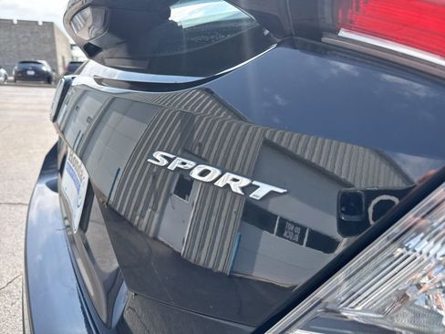 Certified 2021 Honda Civic Sport image 10