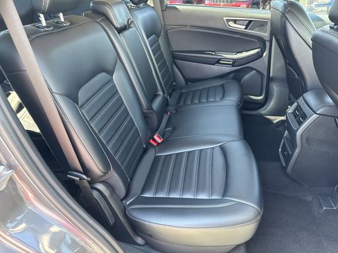Used 2023 Ford Edge SEL image 21