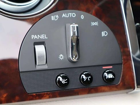 Certified 2016 Rolls-Royce Ghost RWD image 9