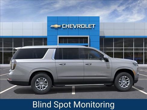 New 2026 Chevrolet Suburban LT w/ Comfort Package image 5