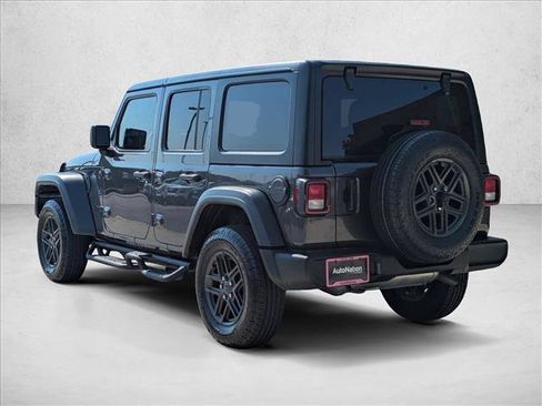 Used 2024 Jeep Wrangler Unlimited Sport AWD/4WD image 9