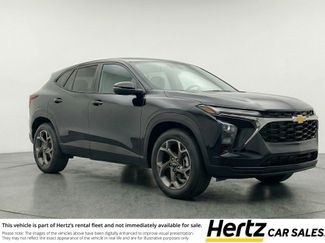 Used 2025 Chevrolet Trax LT w/ LT Convenience Package video 1