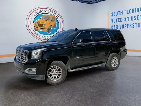 Used 2017 GMC Yukon SLT RWD image 2