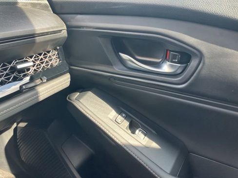 Used 2023 Honda Accord Sport image 28