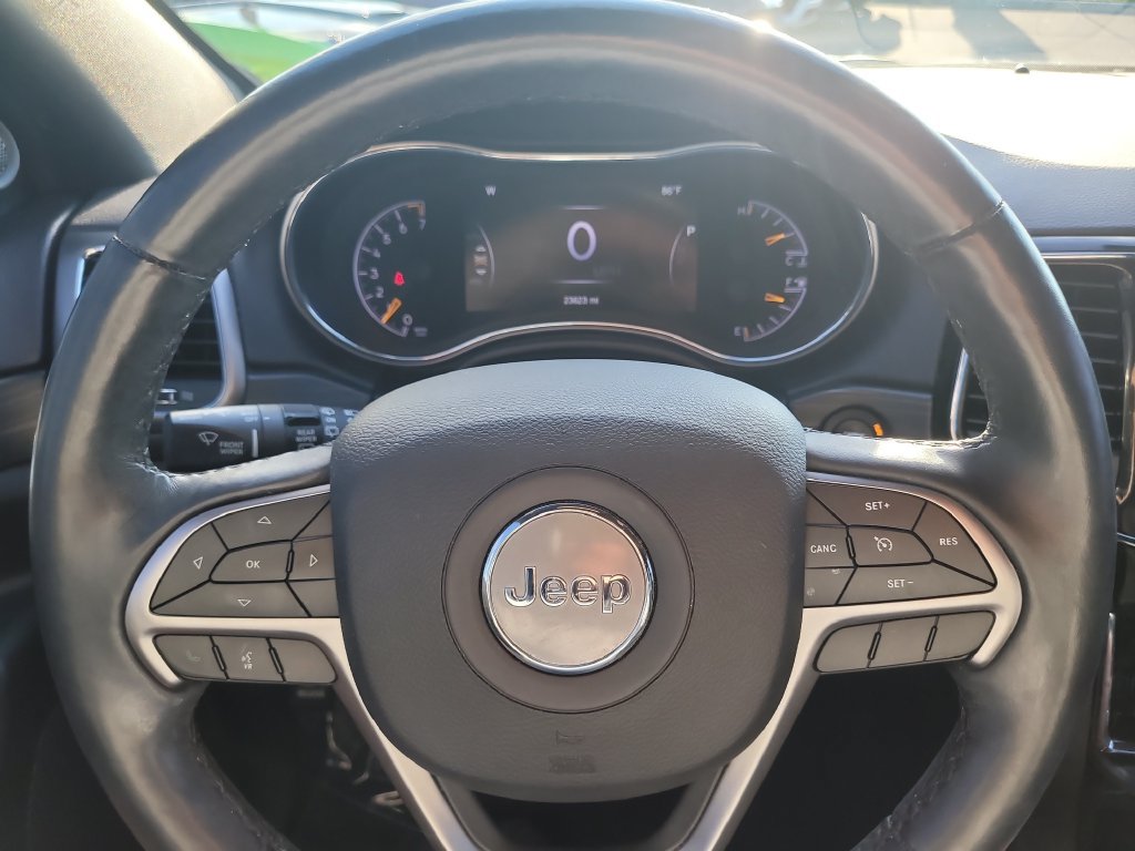Used 2021 Jeep Grand Cherokee Laredo X RWD image 31