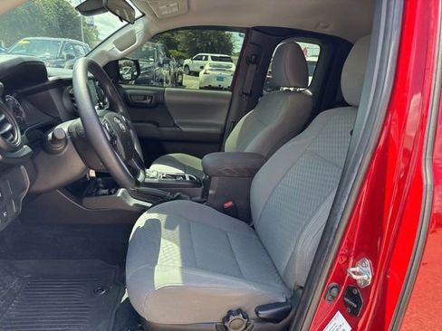 Used 2021 Toyota Tacoma SR w/ SX Package AWD/4WD image 18