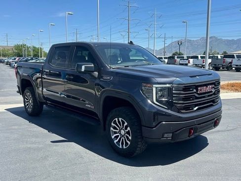 Certified 2023 GMC Sierra 1500 AT4 w/ Technology Package AWD/4WD image 9