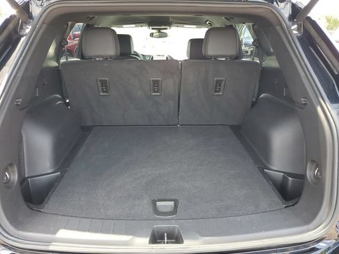Used 2022 Chevrolet Blazer RS w/ Enhanced Convenience Package FWD image 32