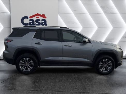 Used 2025 Chevrolet Equinox LT w/ Convenience Package II image 30