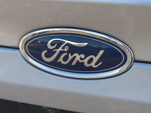 Used 2020 Ford Fusion SE image 13