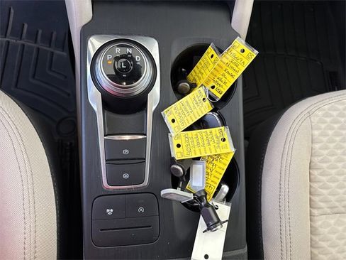 Used 2020 Ford Escape SE image 27