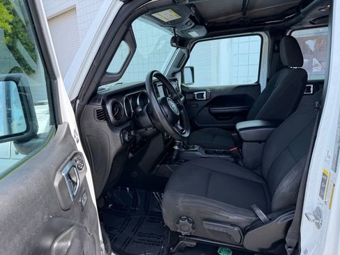Used 2023 Jeep Wrangler Unlimited Sport AWD/4WD image 14