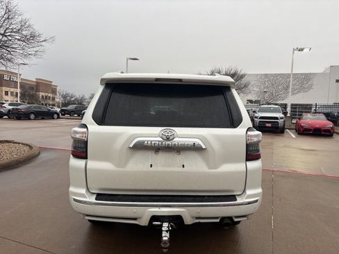 Used 2017 Toyota 4Runner Limited image 5