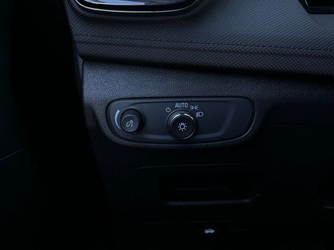 Used 2025 Chevrolet TrailBlazer LT image 19