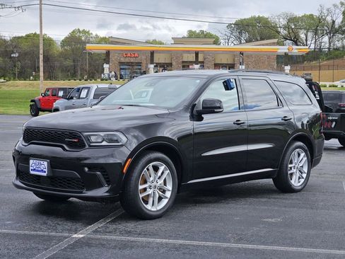 Used 2024 Dodge Durango GT image 3