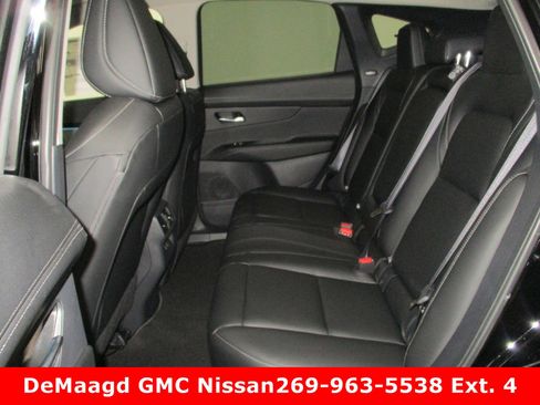 New 2025 Nissan Murano SL image 31