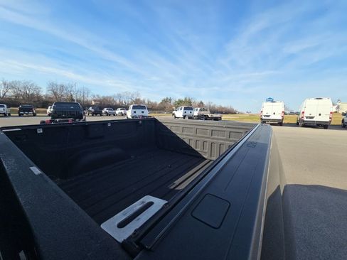 Used 2016 Chevrolet Silverado 1500 High Country w/ High Country Premium Package image 11