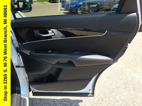 Used 2020 Kia Sorento S AWD/4WD image 45