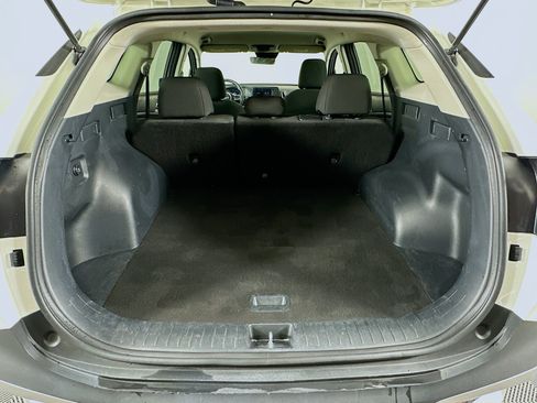 Used 2025 Kia Sportage LX FWD image 27