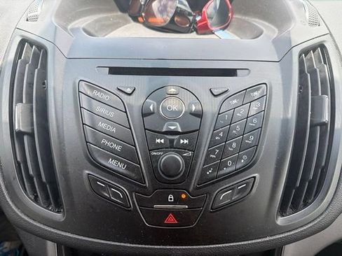 Used 2016 Ford Escape SE FWD image 16