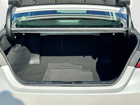 Used 2019 Toyota Camry XSE image 23