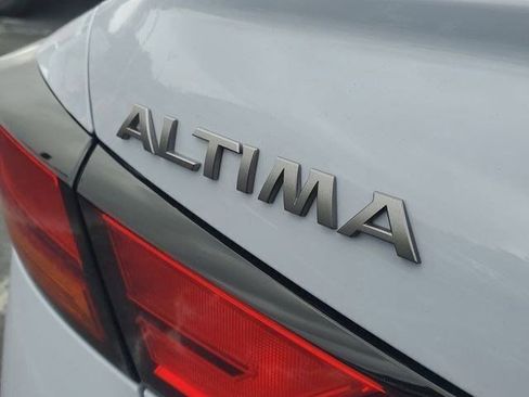New 2026 Nissan Altima 2.5 SR FWD image 6
