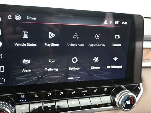 Used 2025 GMC Canyon Denali AWD/4WD image 34