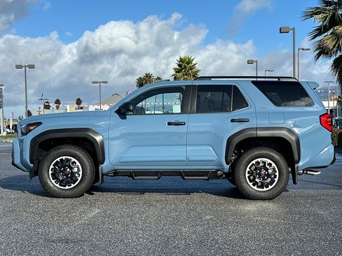 Used 2025 Toyota 4Runner SR5 image 7