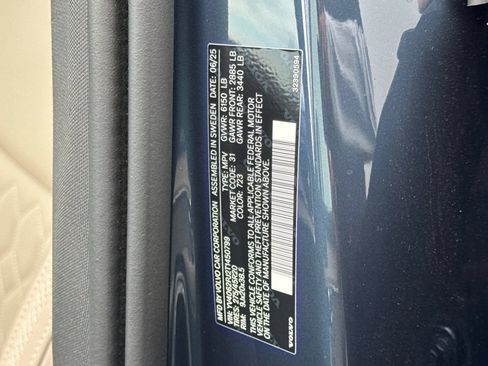 Certified 2026 Volvo XC90 B6 Core AWD/4WD image 35