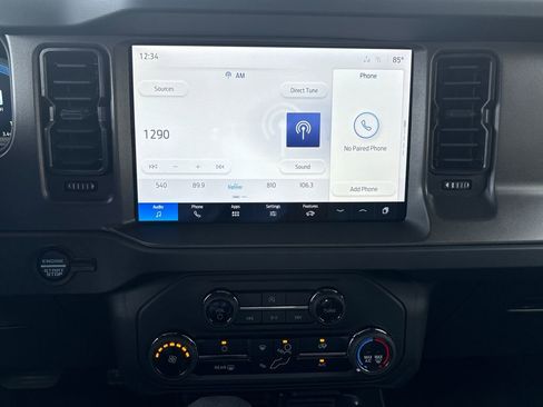 New 2025 Ford Bronco Base image 9