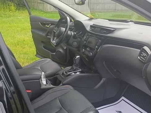 Used 2019 Nissan Rogue Sport SL w/ Premium Package AWD/4WD image 13