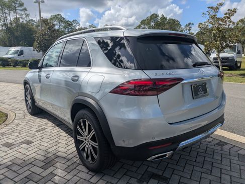 Certified 2025 Mercedes-Benz GLE 450e 4MATIC image 8
