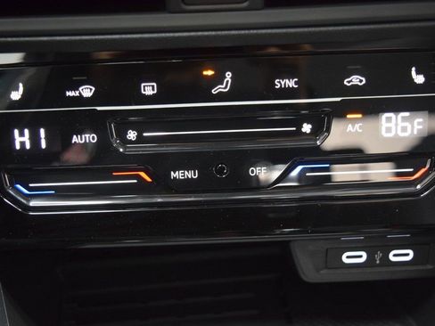 New 2026 Volkswagen Jetta SE image 11