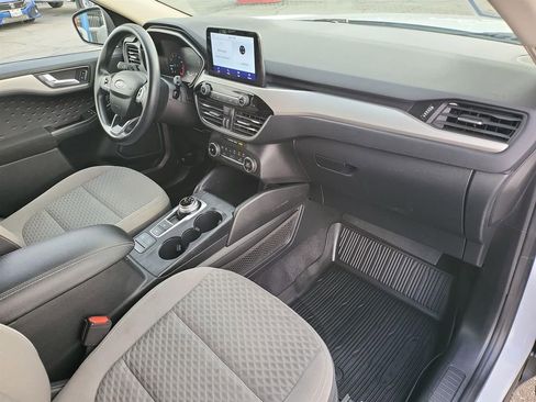 Used 2020 Ford Escape SE image 20