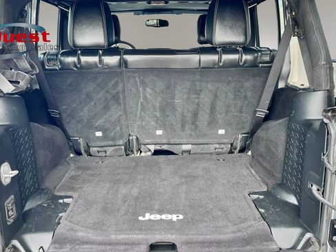 Used 2017 Jeep Wrangler Unlimited Sport AWD/4WD image 17
