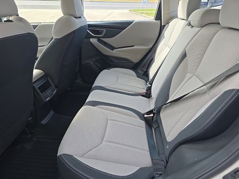 Used 2021 Subaru Forester image 25