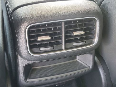 Used 2022 Mercedes-Benz GLE 350 w/ Premium Package image 13