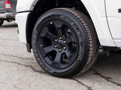 New 2026 RAM 1500 Big Horn w/ Night Edition AWD/4WD image 7