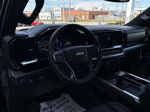 Used 2025 Chevrolet Silverado 1500 High Country w/ High Country Premium Package image 18