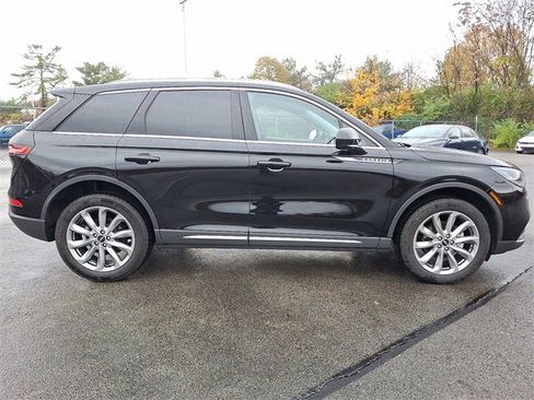 Used 2022 Lincoln Corsair AWD w/ Premium Package image 8