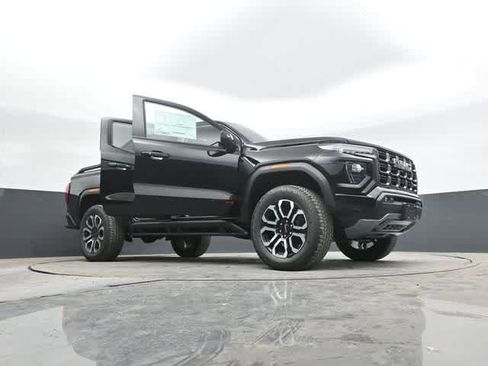New 2025 GMC Canyon AT4 w/ Nightfall Edition image 47