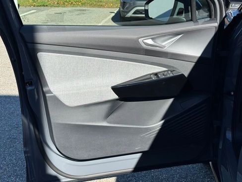 New 2025 Volkswagen ID.4 Pro AWD/4WD image 29