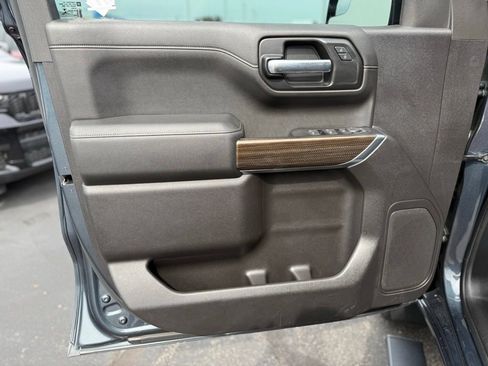 Used 2020 Chevrolet Silverado 1500 RST AWD/4WD image 11