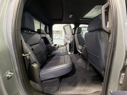Used 2025 Chevrolet Silverado 1500 High Country RWD image 15