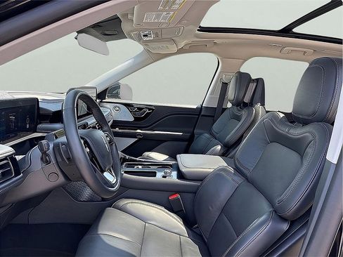New 2025 Lincoln Aviator Reserve w/ Equipment Group 201A image 13